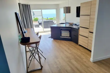 440618, Maison de vacances à Plouhinec avec terrasse - Photo 11