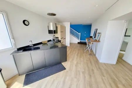 440618, Maison de vacances à Plouhinec avec terrasse - Photo 12