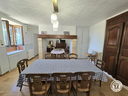 Grand gîte avec parking, animaux ok - 10 pers., Gite 10 personnes à Bars - Photo 3