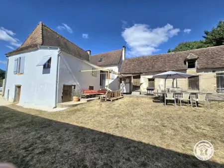Grand gîte avec parking, animaux ok - 10 pers., Gite 10 personnes à Bars - Photo 11