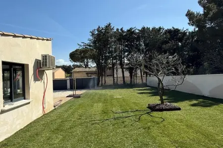 Sorgue 4, Villa avec piscine et jacuzzi près de Châteauneuf-du-Pape – 4 personnes - Photo 5