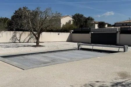Sorgue 9, Villa avec piscine et jacuzzi près de Châteauneuf-du-Pape – 8 personnes - Photo 16