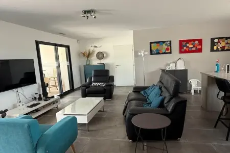Sorgue 9, Villa avec piscine et jacuzzi près de Châteauneuf-du-Pape – 8 personnes - Photo 17