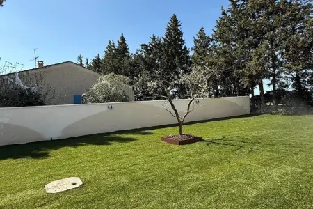 Sorgue 9, Villa avec piscine et jacuzzi près de Châteauneuf-du-Pape – 8 personnes - Photo 39