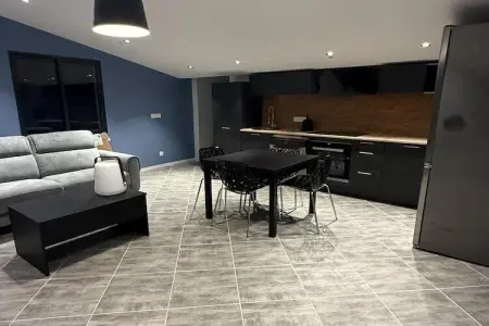 Sorgue 9-4, Villa avec piscine et jacuzzi près de Châteauneuf-du-Pape – 12 personnes - Photo 13