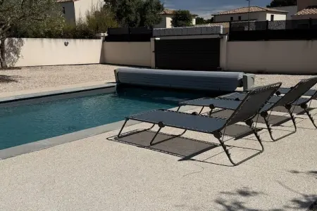 Sorgue 9-4, Villa avec piscine et jacuzzi près de Châteauneuf-du-Pape – 12 personnes - Photo 38