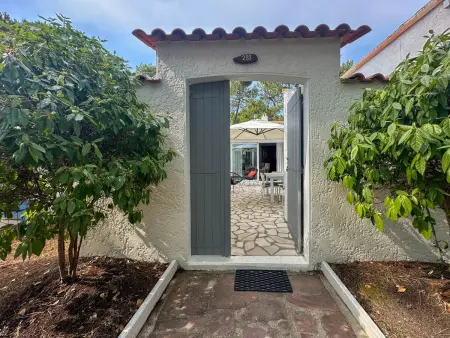 Maison rénovée avec terrasse - 6 pers., Maison 6 personnes à La Palmyre - Photo 1