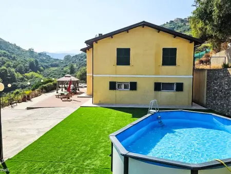 Villa Soleggiata, Villa 8 personnes à Castellaro - Photo 1