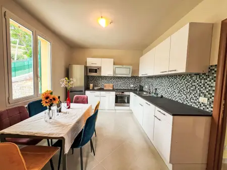 Villa Soleggiata, Villa 8 personnes à Castellaro - Photo 2