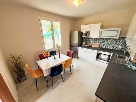 Villa Soleggiata, Villa 8 personnes à Castellaro - Photo 3