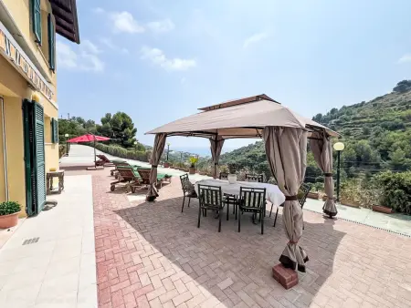 Villa Soleggiata, Villa 8 personnes à Castellaro - Photo 23