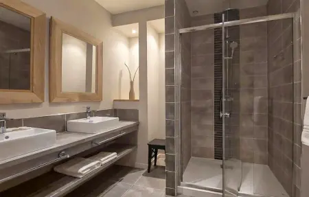 Domaine de luxe avec piscine, Maison 14 personnes à Meursac - Photo 22