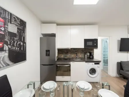 Appartement confortable au centre - 11 pers., Appartement 11 personnes à Madrid - Photo 1