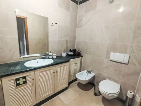 Apartment near Forum Mall, Appartement 5 personnes à Aveiro - Photo 19