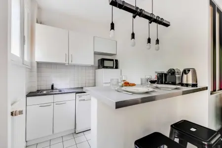 CH-69-VICTORHUGO-M, Studio spacieux avec jardin 4P - Neuilly-Sur-Seine - Photo 24