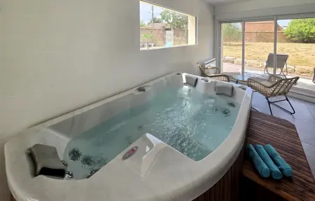 Villa avec piscine privée, Maison 10 personnes à CharonVille - Photo 23