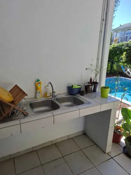 Villa confortable Fort-de-France 75 m² piscine privée - Photo 11