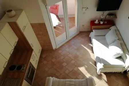 591811, Appartement à Žaborić avec balcon et Wi-Fi - Photo 4