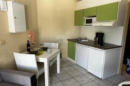 Les Jardins de Neptune Holiday Home sleeps 6/8 OTA, Maison individuelle à Saint-Cyprien - Photo 2