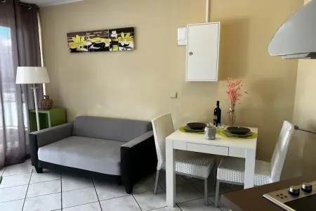 Les Jardins de Neptune Holiday Home sleeps 6/8 OTA, Maison individuelle à Saint-Cyprien - Photo 10