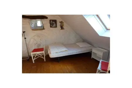 266458, Maison de vacances à Plouhinec avec parking - Photo 10