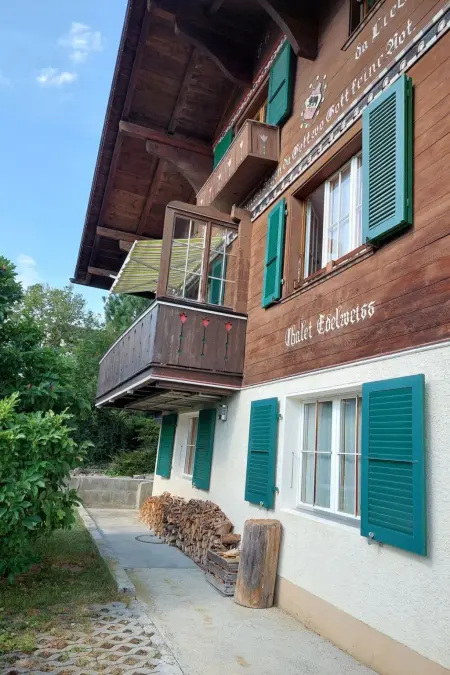 Chalet Edelweiss Appartement/Fewo, Dusche, WC, 2 Schlafräume 3-Zimmerwohnung - Photo 7