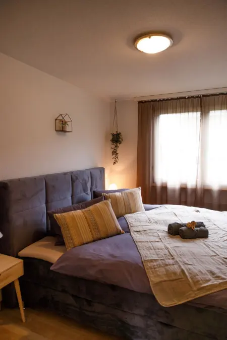 Mountain View Appartement/Fewo, Dusche, WC, 3 Schlafräume 4.5 Zimmer-Wohnung - Photo 22