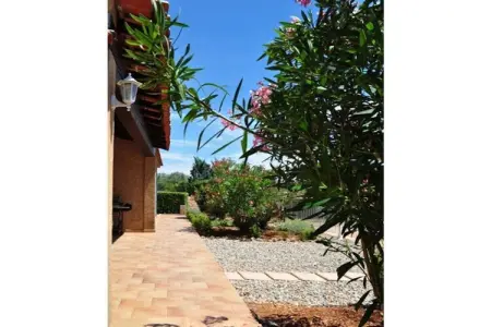 576961, Maison de vacances à Cotignac avec piscine - Photo 6