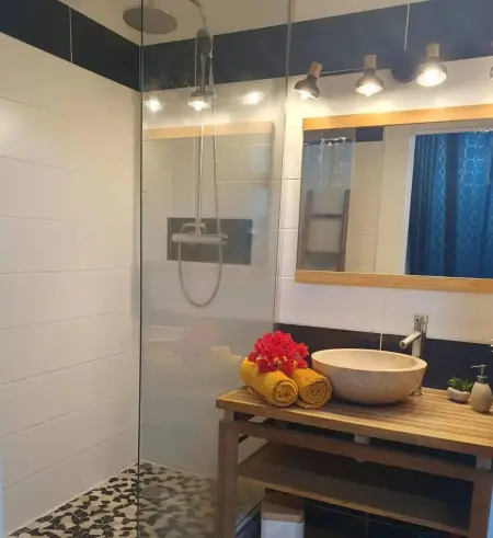 Appartement cosy Saint‑François 30 m² piscine - Photo 4