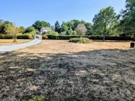 Maison confortable Saint-Sulpice-les-Feuilles 40 m² jardin - Photo 13