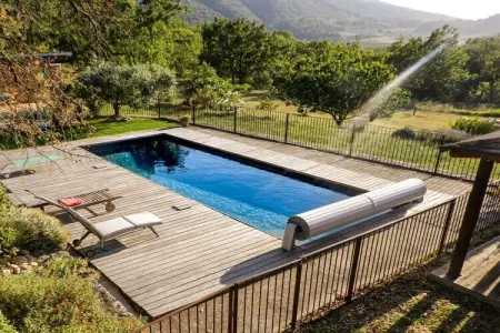 106651, Maison de vacances à Bonnieux avec piscine - Photo 2