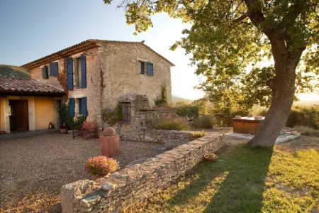 106651, Maison de vacances à Bonnieux avec piscine - Photo 5