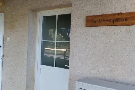 637122, Maison de vacances à Vézac avec Wi-Fi et parking - Photo 4