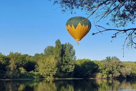 637122, Maison de vacances à Vézac avec Wi-Fi et parking - Photo 17