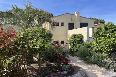 281355, Maison de vacances à Lumio avec piscine - Photo 6