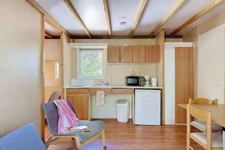 Camping Moncontour Active Park Accessible 2-Bedroom Chalet - 4 people, Chalet 2 ch. bord de lac, 4 pers. - Photo 1