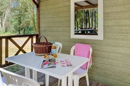 Camping Moncontour Active Park Accessible 2-Bedroom Chalet - 4 people, Chalet 2 ch. bord de lac, 4 pers. - Photo 14