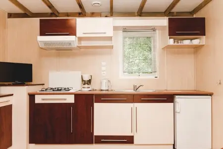 Camping Moncontour Active Park 3-Bedroom Chalet - 6/8 people, Chalet spacieux bord de lac, 8 - Photo 8