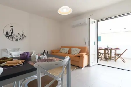 428813, Maison de vacances à Orosei avec Wi-Fi et parking - Photo 4