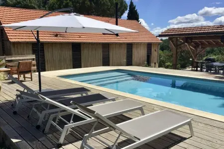 746208, La chaise et la piscine près de Sarlat - Photo 15