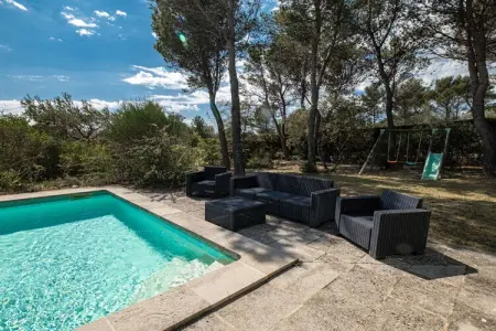 452043, Maison de vacances à Murs avec piscine - Photo 3