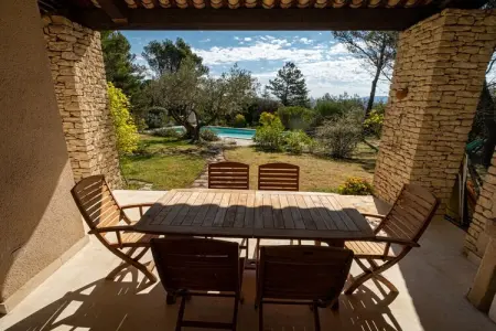 452043, Maison de vacances à Murs avec piscine - Photo 4