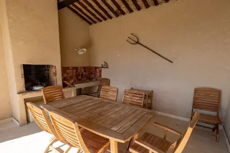 452043, Maison de vacances à Murs avec piscine - Photo 5