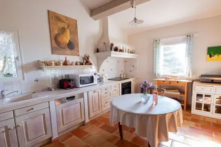 452043, Maison de vacances à Murs avec piscine - Photo 12