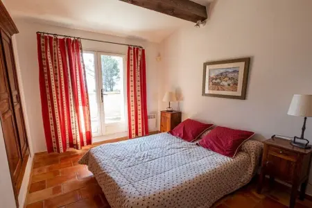 452043, Maison de vacances à Murs avec piscine - Photo 20