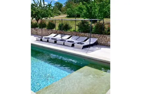 148566, Maison de vacances à Apt avec piscine - Photo 2