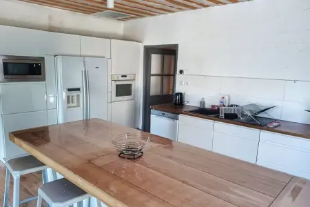 539685, Maison de vacances à Apt avec baignoire - Photo 16