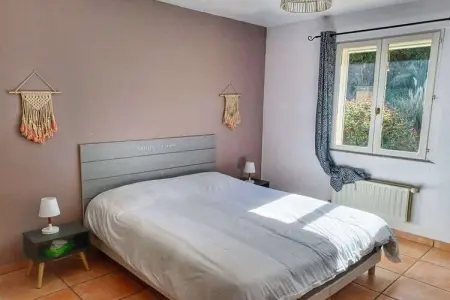 539685, Maison de vacances à Apt avec baignoire - Photo 21