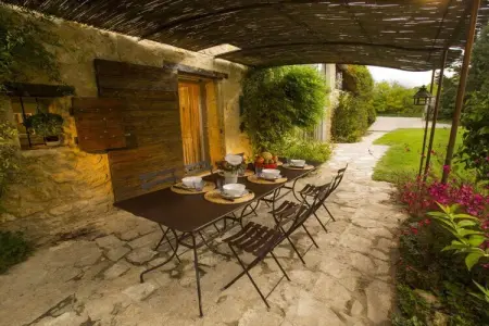 104934, Charmante maison de vacances avec piscine - 904 ANS - Photo 3