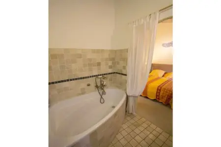 104934, Charmante maison de vacances avec piscine - 904 ANS - Photo 10